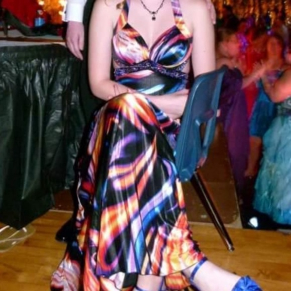 Silky prom cutout "fire" gown - Picture 1 of 2